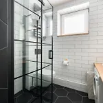 Apartamento Aleja Waszyngtona Deluxe By Bookinghost *