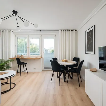 דירה Aleja Waszyngtona Deluxe By Bookinghost *